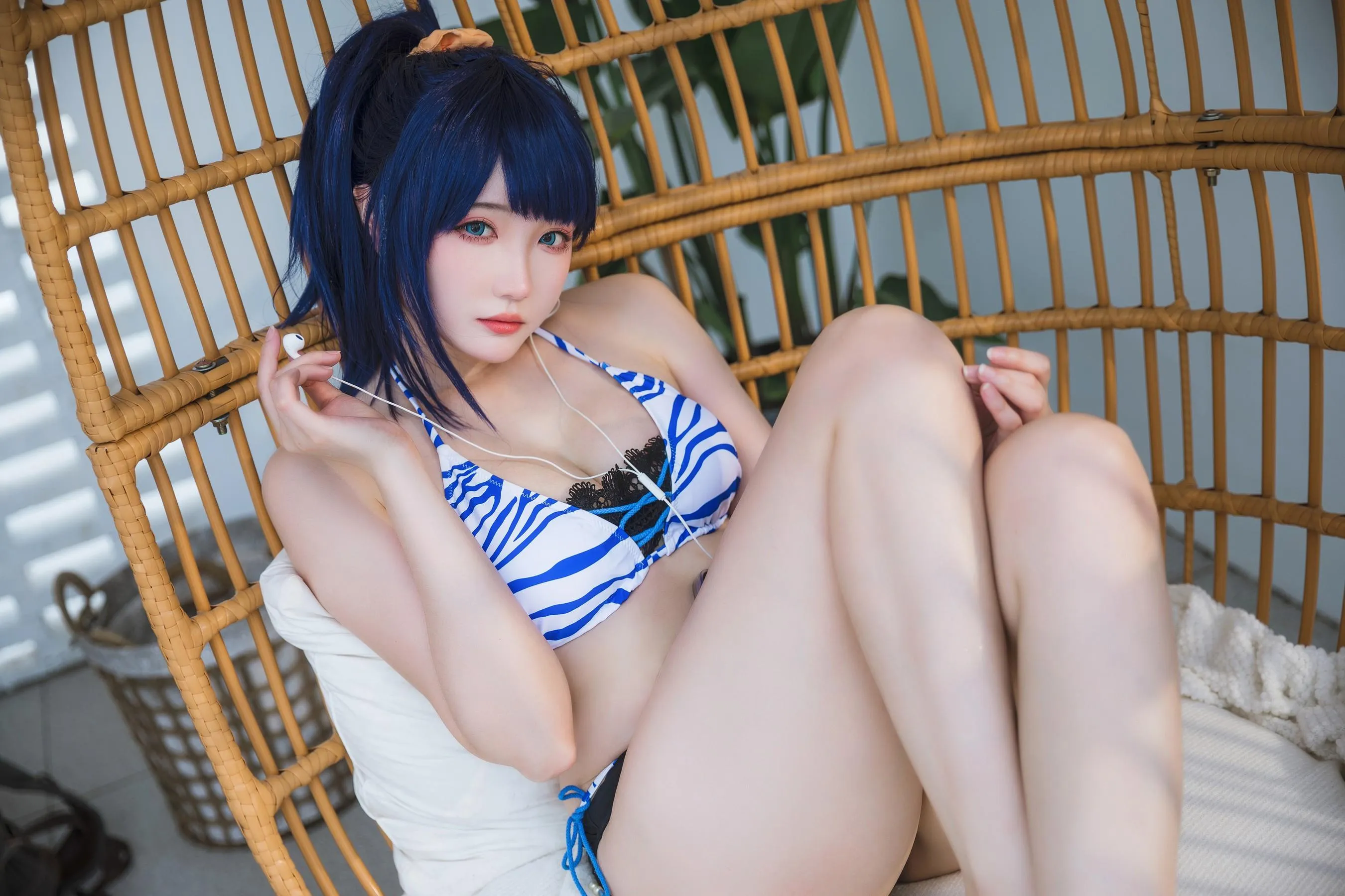 Momoko葵葵 – NO.35 瓜希酱 SSSS.GRIDMAN 宝多六花新条茜 泳装 [55P]插图3